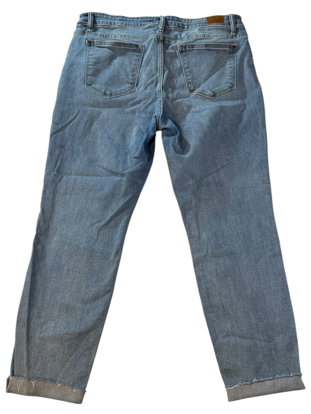 Judy Blue Relaxed Fit Light Wash Cuffed Jeans 15/32 - Picture 4 of 13